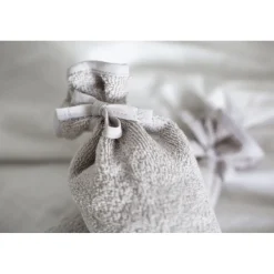 Blush & Blossom Lichtgrijs Kruikenzak Hot