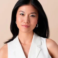 Catrice Glossin' Glow 10 Tinted Lip Oil Clearance