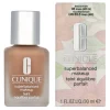 Clinique Superbalanced Makeup 30ml Hot
