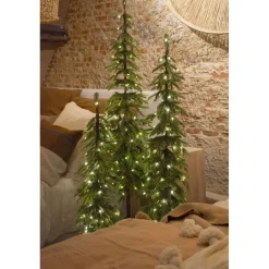 Colwood Wrapped verlichte kunstkerstboom Hot
