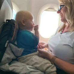 Deryan AirTraveller Vliegtuigbedje Reiskussen met matras Outlet