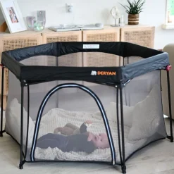 Mooiys Deryan Draagbare Kinderbox Zwart Vaste matrasbodem Reisbox campingbedje Discount