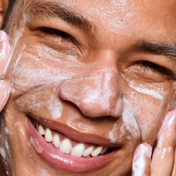 ELF e.l.f. Skin Holy Hydration! Clean Freak Daily Cleanser Hot