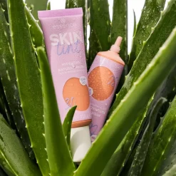 Essence 30 Skin Tint Hot