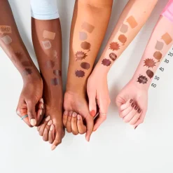 Essence Baby Got Bronze 40 Hazelnut Bronzing Stick Hot