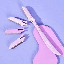 Essence Brow Former Hot