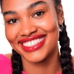 Essence Hydra Kiss 04 Classy Red Lip Tint Hot