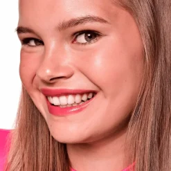 Essence Hydra Kiss 04 Classy Red Lip Tint Hot