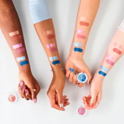 Essence Soft Touch 02 Berry Crush Duo Eyeshadow Hot