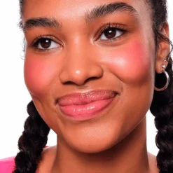 Essence Soft Touch 40 Roses in Berry Bouncy Blush Hot