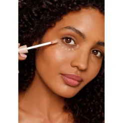 Kruidvat Stay With Me 050 Soft Almond Longlasting Concealer Best