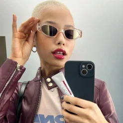 Labello Glowy Lips Berry Lippenbalsem met SPF30 Discount