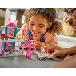 LEGO Disney 43274 Minnie's Huisdierenhotel Hot