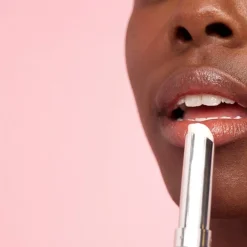 MCoBeauty Glow Up Universal Colour Changing pH Lip Balm