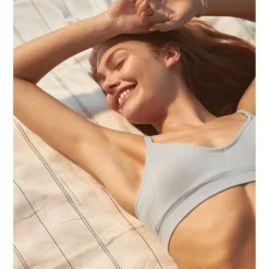 Nivea Black & White Invisible Ultimate Impact Antitranspirant Spray Clearance