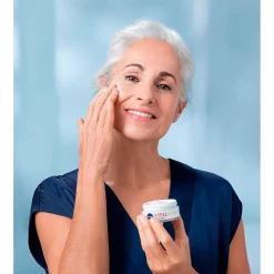 Nivea Skincare NIVEA Vital Soja SPF30 Anti-Age Verstevigende Dagcrème Clearance