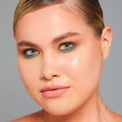 NYX Professional Makeup Dewy Finish Makeup Setting Spray Online