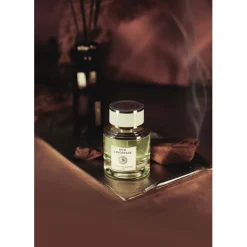 Signature Royale Oud Envoûtant Extrait de Parfum